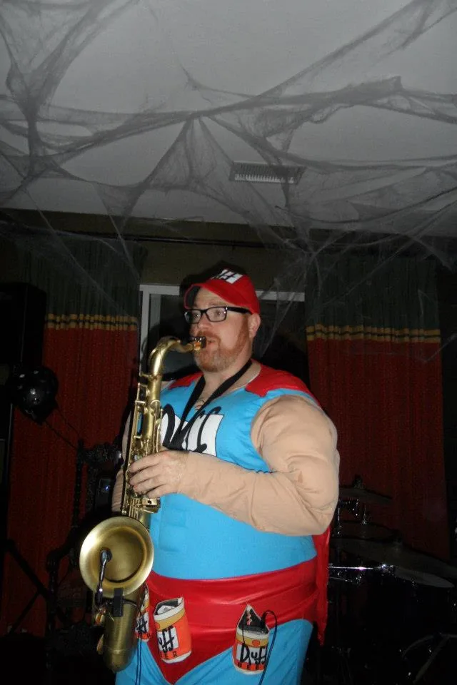 Steve Wilson performing live on saxophone